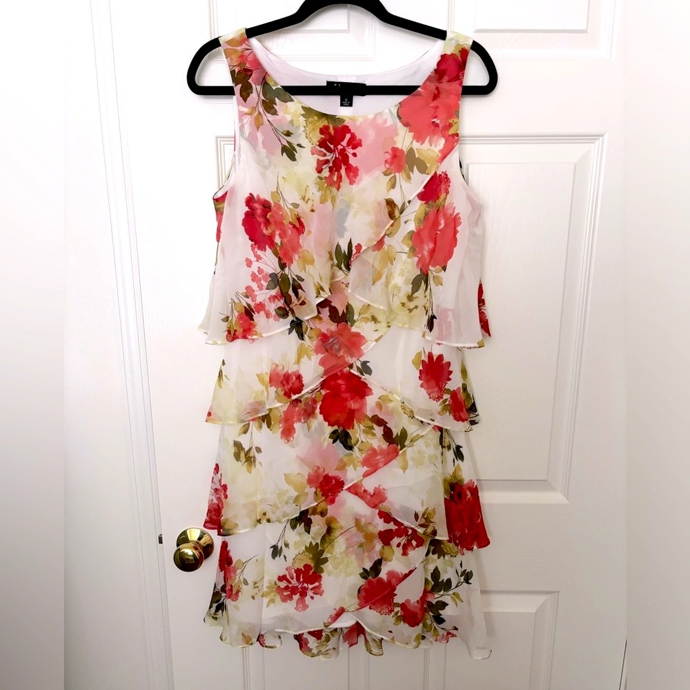 S.L. FASHIONS DRESS WITH SHADES OF CORAL AND PINK. LINED WITH WHITE.  SZ 12